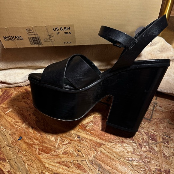 Michael Kors Black Divia Wedge Leather shoe, in a size 8.5. - Picture 7 of 9